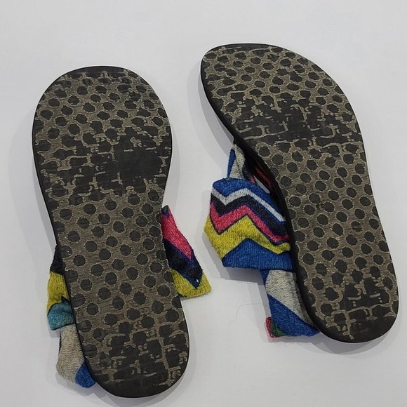 Sanuk Chevron ankle strap flip flop - Picture 3 of 10